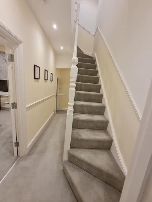 Double Room In Shared Flat London Kültér fotó